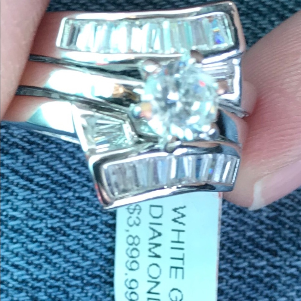 14KT Diamond White Gold Bridal/Wedding Set